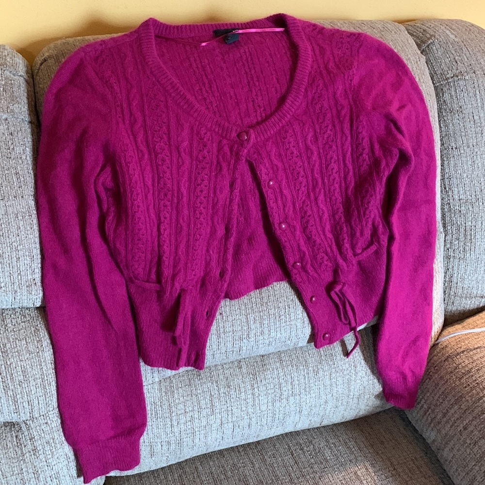 H&M magenta raspberry 50% angora cropped cardigan